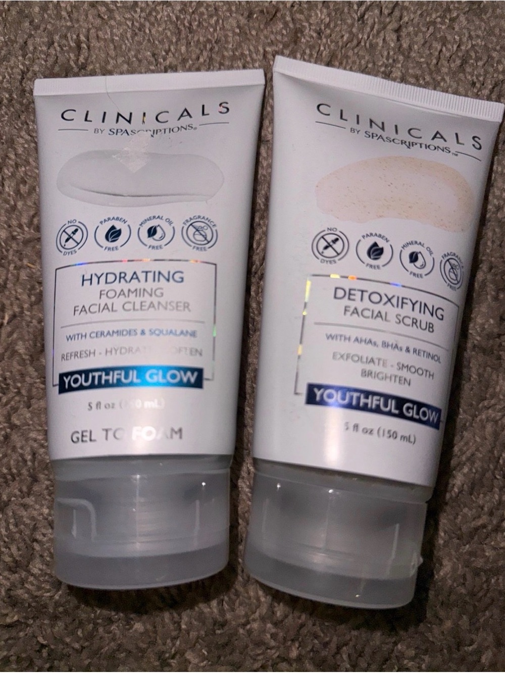 Clinicals Youthful Glow Hydrating Foaming Facial Cleanser — White